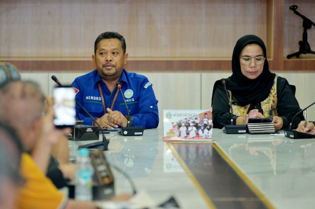 Pemprov Sumut melalui Dinas Komunikasi dan Informatika dengan Balai Besar Meteorologi, Klimatologi, dan Geofisika (BMKG) Wilayah I - Medan dan BPBD menggelar konferensi pers terkait cuaca ekstrem yang melanda Sumut di Ruang Rapat II Lantai 2 Kantor Gubernur Sumut, Jalan Diponegoro, Kota Medan, Kamis (28/11/2024). Foto/Diskominfo Sumut