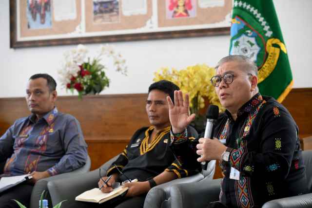 Pemerintah Provinsi Sumatera Utara (Sumut) melalui Dinas Kesehatan, Badan Penelitian dan Pengembangan (BAPPELITBANG), Badan Keuangan dan Ast Daerah (BKAD), DInas Tenaga Kerja, Dinas PMD dan Catpil, Dinas Sosial, Rumah Sakit Haji Medan, serta Deputi BPJS Wilayah I Sumut-Aceh melakukan Konferensi Pers terkait Perkembangan Implementasi Kebijakan Proses Bisnis (Probis) melalui Universal Health Coverage (UHC).