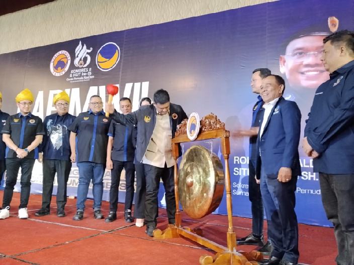 IMG-20260713-WA0009(1)_resize_65 Gubernur Sumatera Utara (Sumut) Bobby Afif Nasution membuka Rapat Pimpinan Wilayah I Dewan Pimpinan Wilayah (DPW) Garda Pemuda Nasional Demokrat (GP Nasdem) Sumut, di Ballroom JW.Marriot Hotel Jalan Putri Hijau Nomor 10 Medan, Minggu (12/7/2026) malam. Foto/Medandaily.com